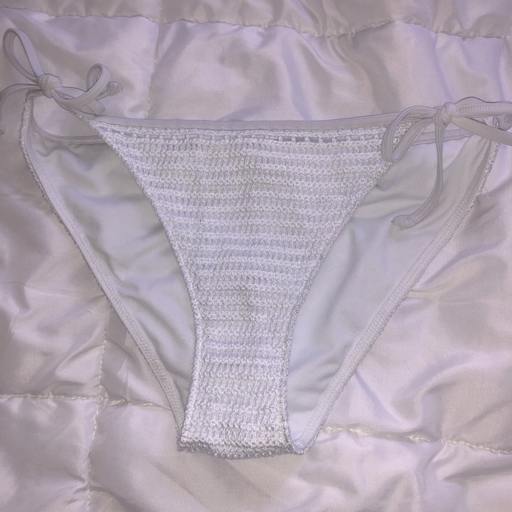 bikini bottom